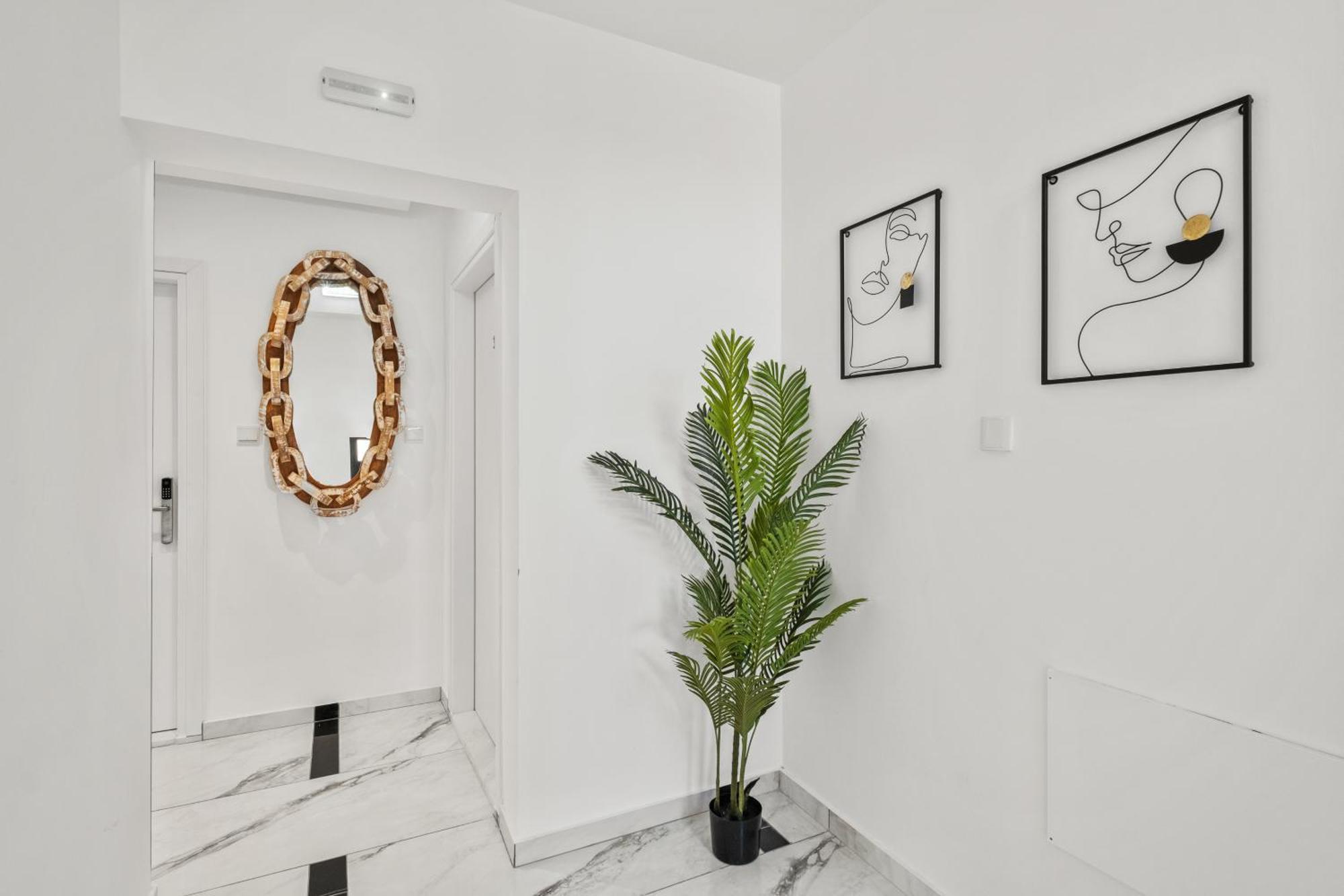 Lazuli Hermes Apartments Larnaca Exterior photo